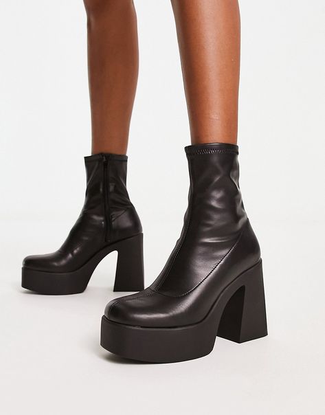 Heeled Sock Boots, Asos Boots, Platform Heels Boots, Black Platform Boots, Sock Boots, Socks And Heels, Chunky Platform, White Trainers, Boots Outfit