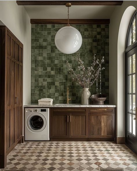 Becki Owens Laundry Room, Becki Owens Design, Becki Owens, Laundry Room Inspiration, Shah Alam, Wood Tones, Design Del Prodotto, Laundry Room Design, Dream House Interior