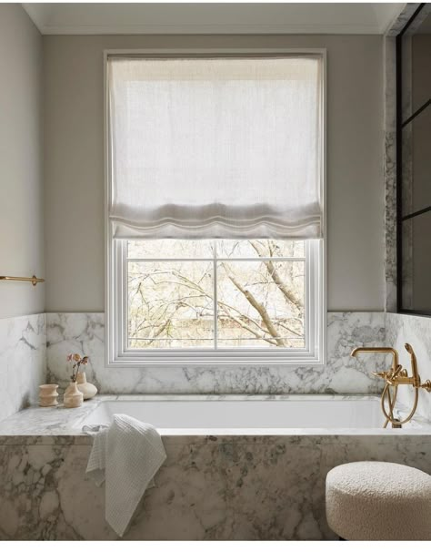 Marble Tub, Built In Bathtub, Marble Bathtub, Bathtub Bathroom, New York Homes, Bathtub Design, Primary Bathroom, Primary Bath, Home Luxury