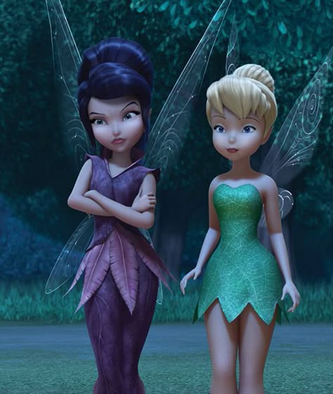 Tink and vidia tinkerbell Duo Ideas, Halloween Duo, Disney Duos, Halloween Duos, Iconic Duos, Matching Halloween Costumes, Tinkerbell And Friends, Tinkerbell Disney, Duo Costumes