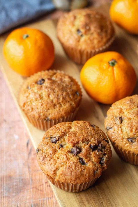 Orange Chocolate Chip Muffins are the perfect little treat with just a hint of sweetness. With vibrant orange a rich chocolate, these muffins are great for sharing with friends. Pour a cup of tea or coffee and settle in for something awesome. #muffinrecipe #chocolateorange #chocolatemuffinrecipe Orange Chocolate Chip Muffins, Chocolate Orange Cupcakes, Orange Muffin Recipe, Choc Chip Muffins, Sharing With Friends, Chocolate Muffin Recipe, Muffin Papers, Double Chocolate Muffins, Orange Muffins