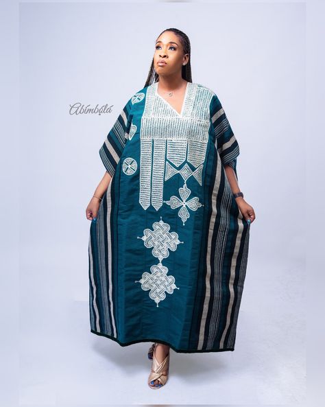 T.A.B Embroidered Agbada - Etsy UK Female Agbada Gown Styles, Aso Oke Gown Styles, Agbada Styles For Women, Female Agbada Styles, Kaftan Styles, Bubu Gown Styles, Afrocentric Fashion, African Wear Styles For Men, Kaftan Style