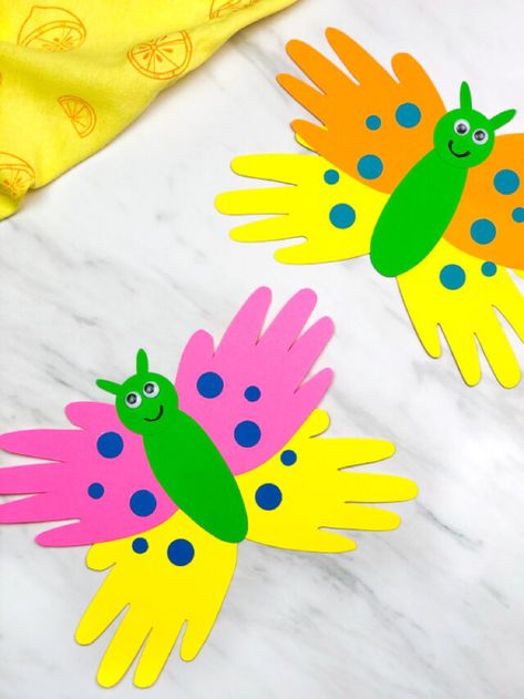 If your kids love bugs, you'll have to check out and make these fun butterfly crafts for kids! Download the free printable template and make it with preschool, kindergarten, and elementary children. They're a great project for spring too! Easy Kindergarten Crafts, Butterfly Crafts For Kids, Handprint Butterfly, Butterfly Craft, Construction Paper Crafts, Insects Theme, Spring Crafts For Kids, Animal Crafts For Kids, Handprint Crafts