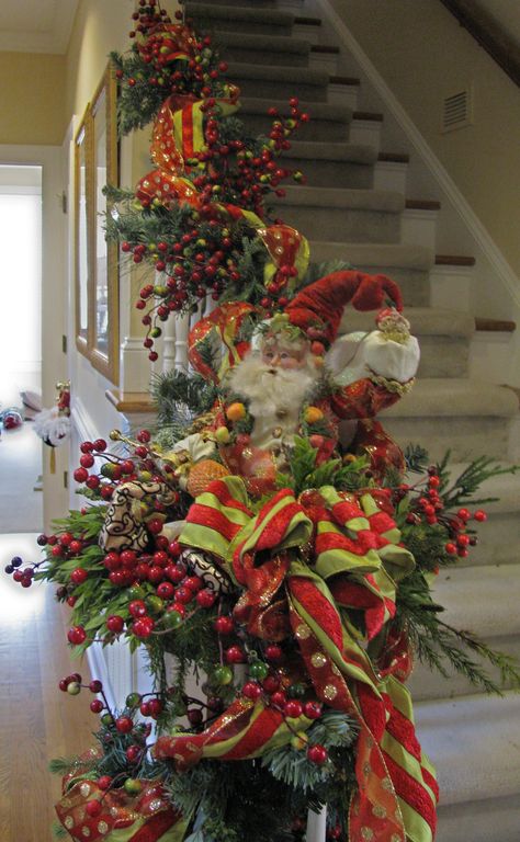 Luxurious Christmas Decorations, Mark Roberts Christmas Tree, Outdoor Christmas Decoration Ideas, Christmas Stairs Decorations, Outdoor Decoration Ideas, Mark Roberts Christmas, Mark Roberts Fairies, Christmas Stairs, Elf Christmas Decorations