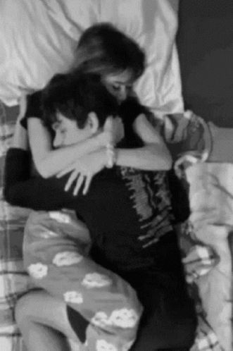 Couple Cute GIF - Couple Cute Cuddle - Discover & Share GIFs Hug Sleep Couple, Hug In Bed, Dormir Gif, Cuddling Gif, Sleep Hug, Sleeping Gif, Cuddle Love, Cuddles In Bed, Hug Gif