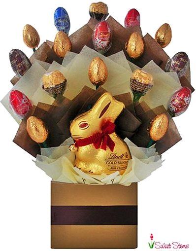 Lindt chocolate bouquet.. it melts in your mouth.. you crave for more Lindt Chocolate Bouquet, Easter Hampers, Lindt Easter, Bouquet Chocolate, Fair Season, Easter Hamper, Egg Chocolate, Easter Bouquet, Christmas Tree Napkins