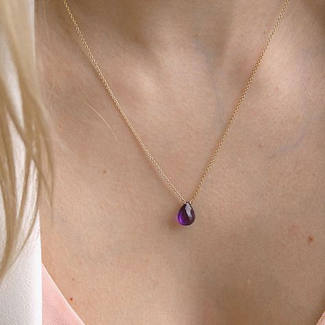 Amethyst Crystal Ring, Lavender Eyes, Disney Princess Jewelry, February Birthstone Necklace, Fancy Accessories, Necklace Matching, Princess Jewelry, Amethyst Necklace Pendant, Gold Necklace Simple