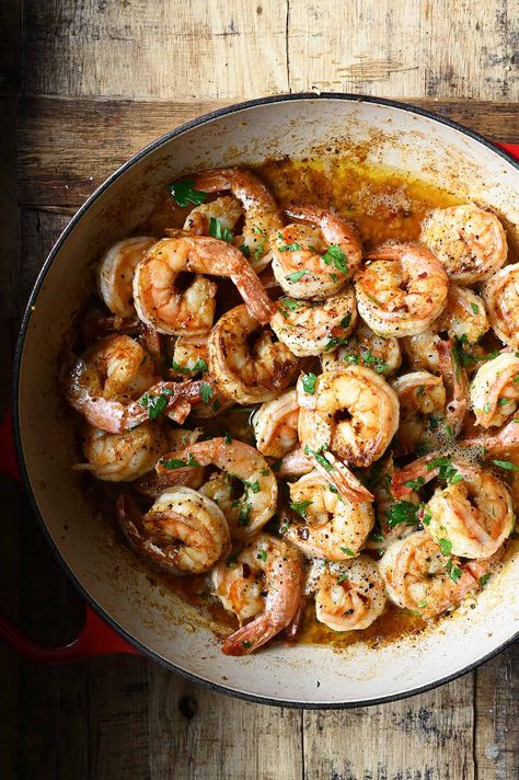 Spanish Garlic Shrimp, Spanish Shrimp, Serving Dumplings, Shrimp Dinners, Baked Brisket, Shrimp Meals, Weeknight Dinner Ideas, Breakfast Soup, Shell Fish