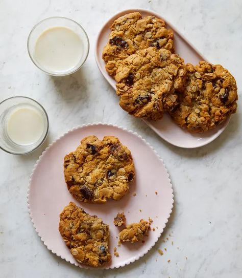 Benjamina Ebuehi’s recipe for vegan tahini and date cookies | Baking | The Guardian Sticky Dates, Crowd Food, Vegan Bakes, Vegan Journey, Oatmeal Raisin Cookie, Raisin Cookie, Date Cookies, Cookies Bars, Chewy Cookies