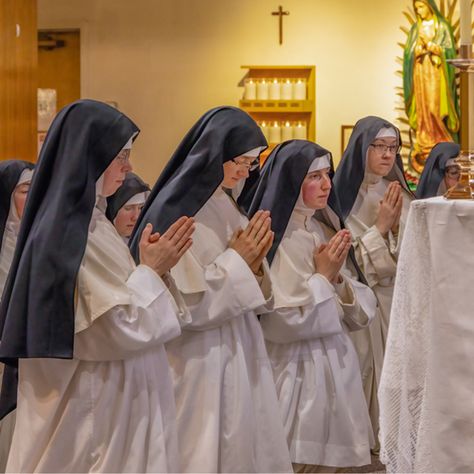 Mothers, You Are Not Alone! Viral Post Reveals Norbertine Sisters Pray Middle-of-the-Night Holy Hour For Mothers Holy Hour, She Left Me, Prayer List, Bride Of Christ, The Cloisters, Power Of Prayer, Viral Post, Mothers Love, Instagram Captions