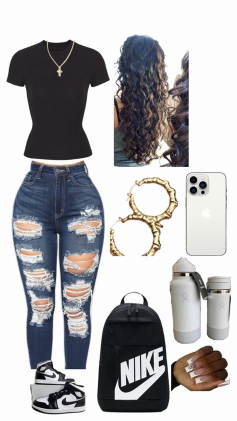 Really Ripped Jeans Outfit, Outfit Ideas For School Black Jeans, Outfit Ideas For School Casual Jeans, 2016 Baddie Outfits, Latina Outfits For School, Really Ripped Jeans, Outfit Ideas With Ripped Jeans, Black Ripped Jeans Outfit, Cute Easy Outfits For School