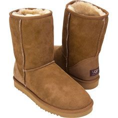 Ugg Boats, Ugg Snow Boots, Ugg Boots Outfit, Ugg Boots Sale, Ugg Boots Cheap, Ugg Outlet, Ugg Boots Outlets, Boots For Short Women, Ugg Classic Short