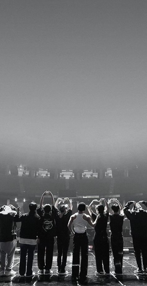 Ateez Break The Wall Wallpaper, Ateez Black And White Wallpaper, Ateez Dark Wallpaper, Ateez Group Wallpaper, Ateez Concert Wallpaper, Ateez Take Me Home, Ateez Group Photo Wallpaper, Ateez Black And White, Ateez Wallpaper Aesthetic