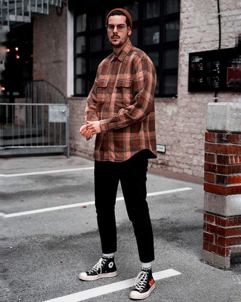 Converse Mens Outfits, Outfits With Converse Men, Men Converse Outfit, Jeans And Converse Outfit, Mens Style Ideas, Converse Outfit Men Street Style, Converse Men Outfit, Mens Fashion Design, Converse Outfit Men