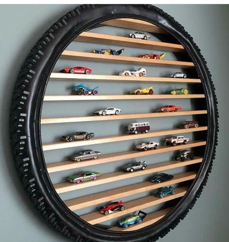 Hot Wheels Shelf, Matchbox Cars Display, Hot Wheels Storage, Hot Wheels Display, Car Display, Wood Projects Plans, Toy Shelves, Hot Wheels Toys, Display Wall