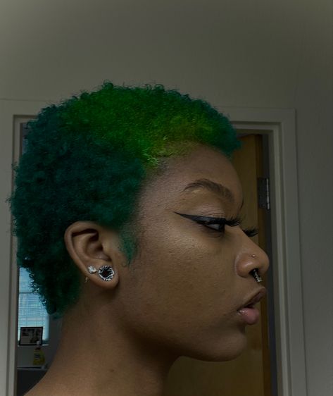 Short Natural Dyed Hair, Short Skunk Stripe Hair, Short Green Hair Black Women, Green Dyed Hair Black Women, Green Dyed Hair Short, Green Hair Dye Ideas Short Hair, Green Natural Hair Black Women, Skunk Stripe Short Hair, Short Hair Dye Colors For Black Women