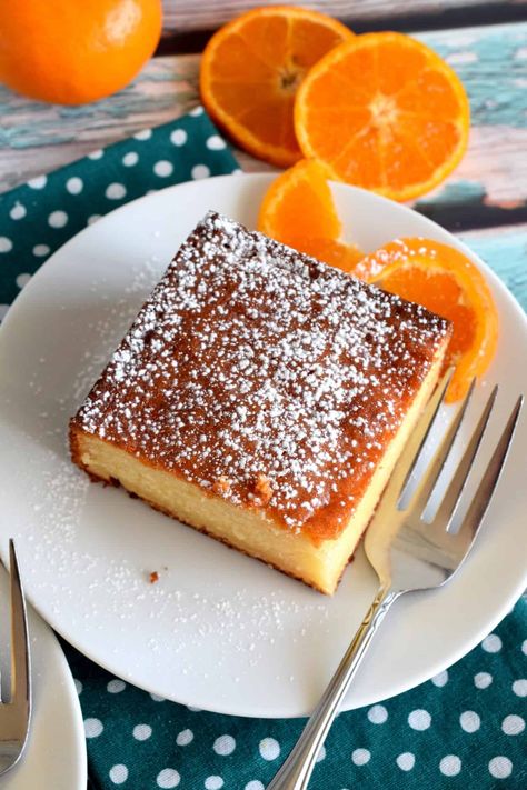 Yogurt Coffee Cake, Yogurt Coffee, Orange Yogurt, Almond Snack, Cake Orange, Citrus Cake, Yoghurt Cake, Orange Cake Recipe, Pinwheel Recipes