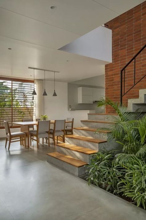 This House is Developed Around a Courtyard, a Core Space which Casts Multi-Level Interactions | Traanspace Interior Courtyard House, Interior Courtyard House Plans, Interior Courtyard, Courtyard House Plans, Interior Design Your Home, Courtyard Design, Latest House Designs, Dream Life House, Kerala House Design