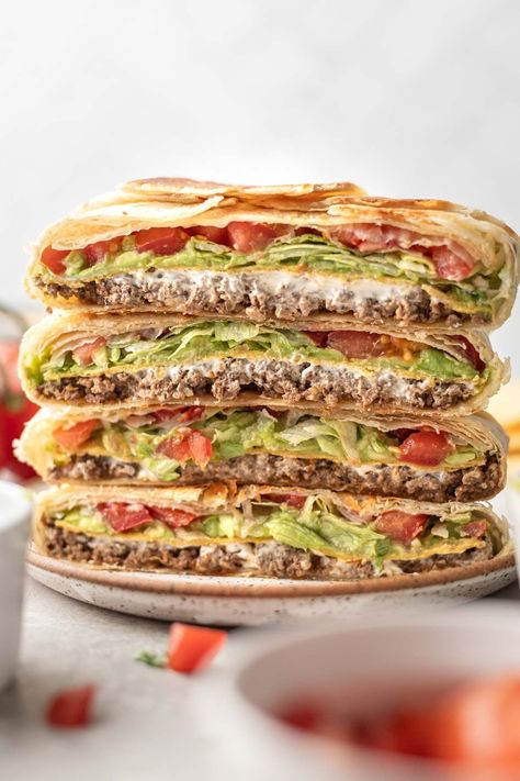 Healthified Crunchwrap Supreme - Brocc Your Body Burito Mexicanos, Healthy Crunchwrap, Crunch Wrap Supreme Recipe, Brocc Your Body, Crunchwrap Recipe, Best Superbowl Food, Crunchwrap Supreme, Delicious Dips, Crunch Wrap