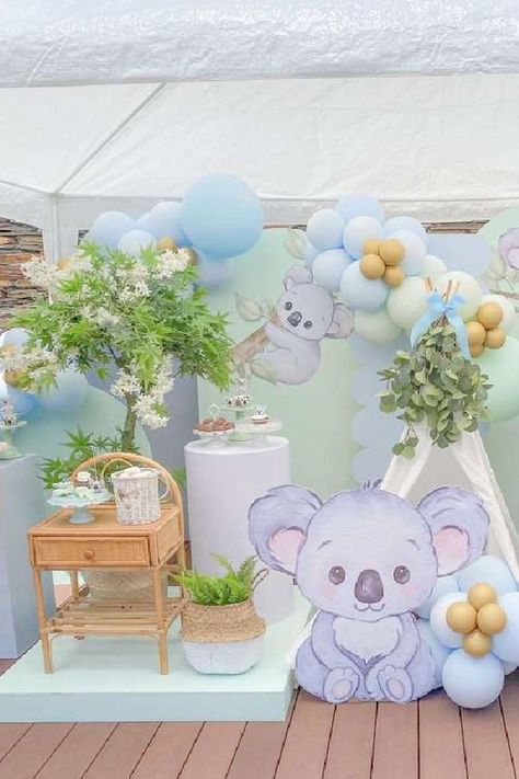 Koala Gender Reveal, Koala Birthday Decorations, Koala Bear Birthday Theme, Koala Theme Party, Koala Theme Baby Shower Ideas, Koala Party Ideas, Koala Baby Shower Theme, Koala Themed Birthday Party, Baby 1st Birthday Party Ideas