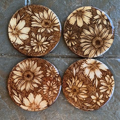 Wood Burning Coaster Ideas, Wood Burned Coasters, Wood Burning Patterns Stencil, Wood Burn Designs, Woodburning Projects, Daisy Painting, Sales Pitch, Wood Burning Crafts, Wood Burning Patterns