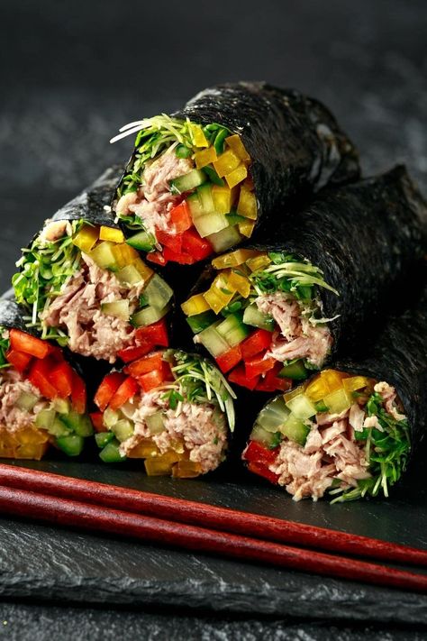 Nori Recipe, Low Cholesterol Snacks, Paleo Sushi, Paleo Tuna Salad, Nori Wraps, Vegetarian Sushi Rolls, Seaweed Recipes, Tuna Cucumber, Tofu Sushi