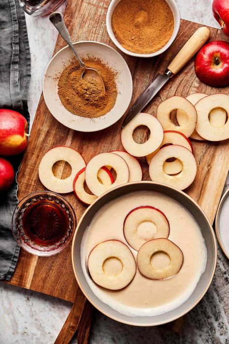 Healthy Apple Pancake Dippers - Kalejunkie Vegan Apple Rings, Apple Pancake Dippers, Apple Pancake Rings, Apple Slices Pancakes, Pancakes Serving Ideas, Apple Slice Pancakes, Apple Ring Pancakes, Halloween Pancakes For Kids, Preschool Meals