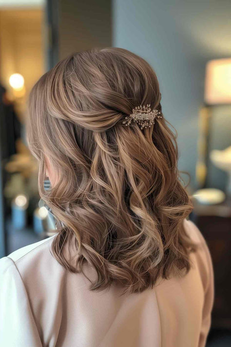 25 Elegant Medium-Length Formal Hairstyles for Any Special Event This 2024 Wedding Hair For Straight Fine Hair, Bridal Medium Hairstyles, Hair Styles For Wedding Medium Length, Medium Hairstyle Bridesmaid, Hair Pin Ups Wedding Guest, Bridesmaid Hairstyles Medium Length Hair, Curls In Medium Length Hair, Half Up Half Down Wedding Hair Mother, Bride Hair Mid Length