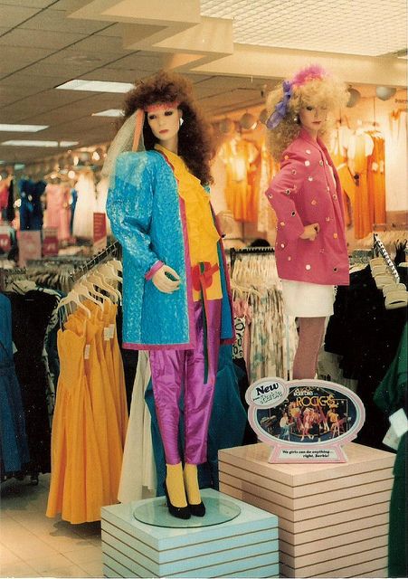 Barbie and the Rockers display at the Glendale Galleria 1985 | Flickr - Photo Sharing! Glendale Galleria, Barbie And The Rockers, Galleria Mall, Vintage Mall, 80s Interior, Barbie Outfits, Billy Boy, Barbie Barbie, 80s And 90s Fashion