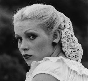 Cathy Moriarty - Raging Bull Cathy Moriarty, The Bronx New York, Raging Bull, Hollywood Icons, Martin Scorsese, Vintage Pinup, Silver Screen, American Actress, Famous People