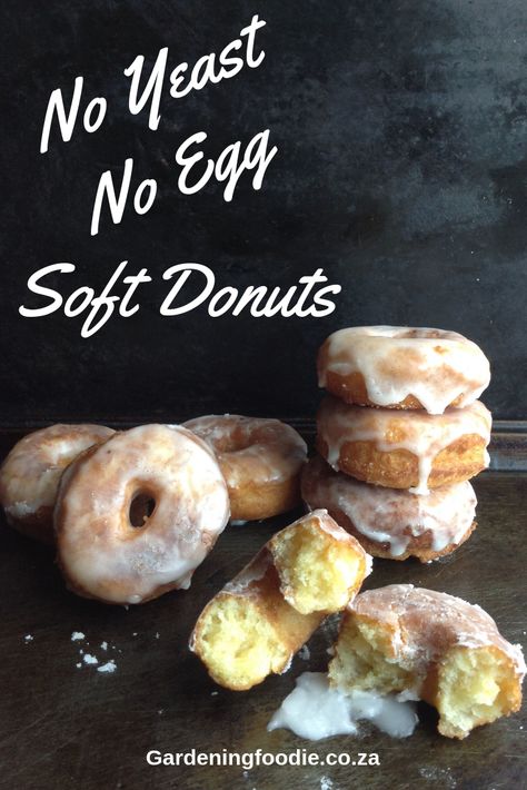 No Yeast Pastries, How To Make Homemade Donuts Easy, Homemade Donuts Recipe Easy Quick, Quick And Easy Doughnut Recipes, Quick And Easy Donut Recipe, Yeast Free Donut Recipe, Homemade Donuts Recipe No Yeast, No Fry Donuts Recipes, Homemade Donuts No Yeast