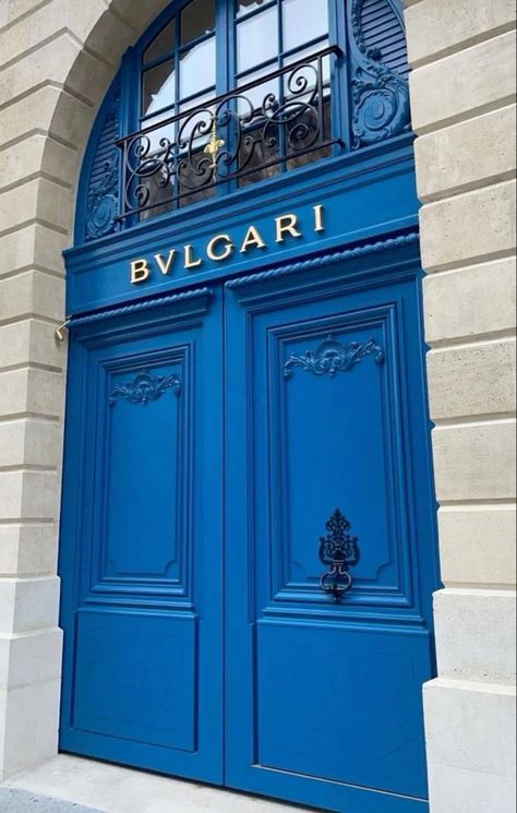 Blue Feeds, Photo Bleu, Im Blue, Light Blue Aesthetic, Aesthetic Blue, Luxury Aesthetic, Blue Door, Aesthetic Colors, Feeling Blue