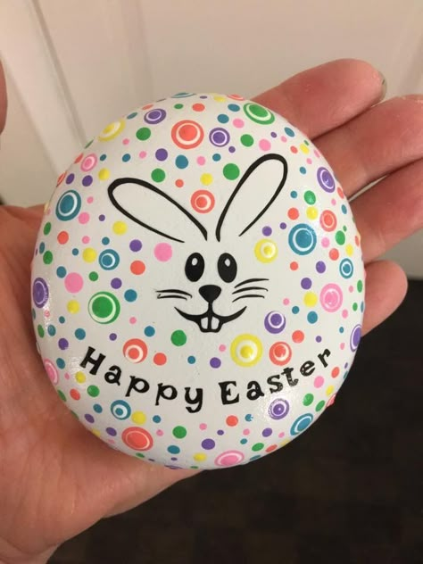 Easy Rock Painting Ideas, Easy Rock Painting, Easter Paintings, Painted Rock Animals, Art Pierre, Rock Painting Ideas, Painted Rocks Kids, Easy Easter Crafts, Painted Rocks Craft