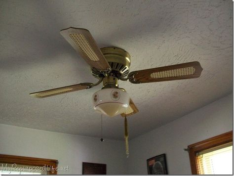 Don't throw away that ugly ceiling fan- paint it!  Seems totally do-able. Ceiling Fan Redo, Painting A Ceiling, How To Makw, Old Ceiling Fan, Ceiling Fan Update, Retro Ceiling Fans, Painting Ceiling, Old Ceiling, Gold Ceiling Fan