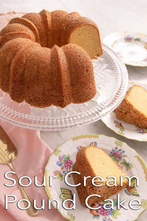 Homemade Sour Cream Pound Cake, Easy Sour Cream Cake, Pound Cake Recipes Moist Sour Cream, Sour Cream Bundt Cake Recipes, Easy Sour Cream Pound Cake, Desserts Using Sour Cream, Sour Cream Pound Cake Recipe Moist, Easy Sour Cream Pound Cake Recipe, Pound Cake Sour Cream