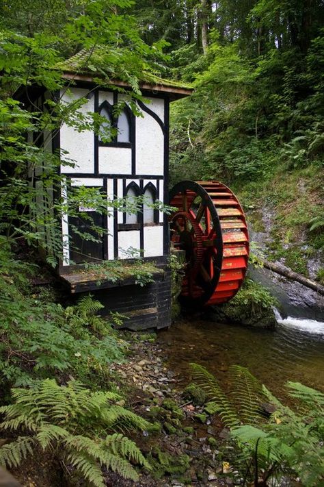 Little Isabella Waterwheel at Groudle Glen / Isle of Man (by heathcliffe). Old Grist Mill, Windmill Water, Water Wheels, Water Power, Hydroelectric Power, Grist Mill, Falling Water, Rural Living, Water Powers