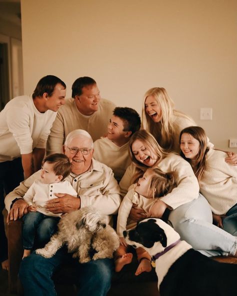 My entire world in one photo ❤️❤️❤️ Thabks @loyandcophotography for this beautiful gift. I will cherish these forever and ever. #minnesotablogger #familyphotos #motherhoodblogger #lifestyleblogger Multi Family Photo Shoot Poses, Extended Family Pictures Indoor, Teen Family Portraits, Multi Family Photo Shoot, Generations Photoshoot, Festive Photoshoot, Family Reunion Photos, Extended Family Pictures, Large Family Portraits