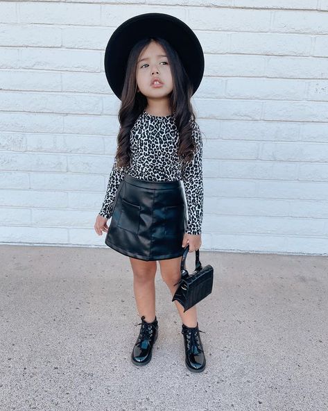 Aubrey Jade on Instagram: “Take a walk on the wild side 🖤🤍” Faux Turtleneck, Leather Skirt Outfit, Leather Mini Skirt, Black Leather Skirts, Snow Leopard, Leather Mini Skirts, Toddler Fashion, Leather Mini, Synthetic Leather