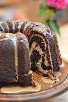 Marbled Chocolate Coffee Bundt Cake                                                                                                                                                      More Coffee Bundt Cake, Marbled Chocolate, Chocolate Bundt, Cake Mug, Coffee Cake Recipe, Bundt Cake Pan, Coffee Cake Recipes, Bundt Cakes Recipes, Pan Recipes