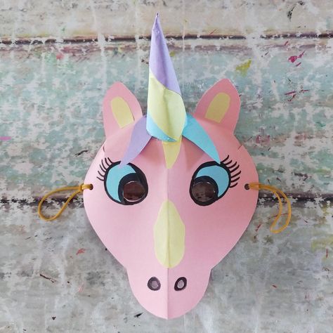 Unicorn masker gemaakt, hij is de heel simpel te maken! Bekijk t filmpje maar 😊 https://youtu.be/ImXq68lwZv0 Novelty Christmas, Christmas Ornaments, Holiday Decor, Van, Christmas