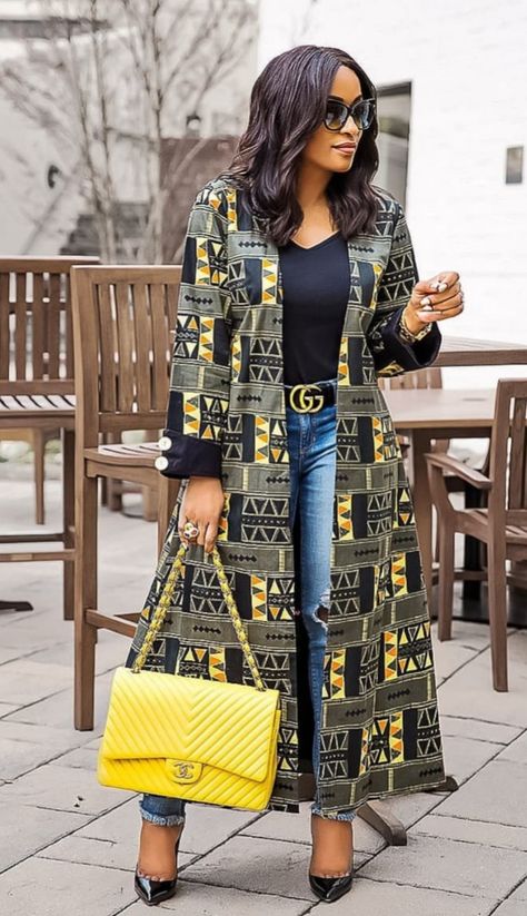 Ankara Kimono Style, Ankara Kimono, Kitenge Designs, Ankara Jackets, Beautiful Ankara Styles, African Prom Dresses, Mode Kimono, African Dresses Modern, Afrikaanse Mode