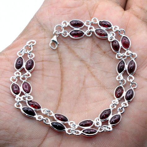 Silver Necklace Outfit, Bracelets Design, Sterling Silver Jewelry Handmade, Stylish Bracelet, Garnet Jewelry, Silver Jewels, Unique Bracelets, Statement Bracelet, 925 Silver Jewelry