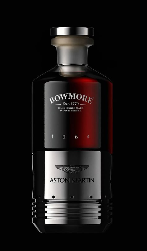 Bowmore Whisky, 3d Sculpting, Whiskey Brands, Bottle Design Packaging, Alcohol Packaging, Perfume Bottle Design, Liquor Drinks, Bottle Label Design, Whisky Bottle