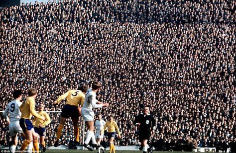 St Andrews Football Crowd, Old Football Pictures, Football Snap, Fifa 22, Birmingham City Fc, Tennis Serve, Leeds United Fc, Bristol Rovers, West Ham United Fc