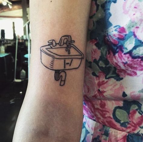 kitchen sink tattoo Kitchen Sink Tattoo, Kitchen Sink Twenty One Pilots, Kitchen Cabinets Design Layout, Twenty One Pilots Tattoo, Pilot Tattoo, Twenty One Pilots Wallpaper, Best Kitchen Sinks, Twenty One Pilots Aesthetic, Top Tattoos