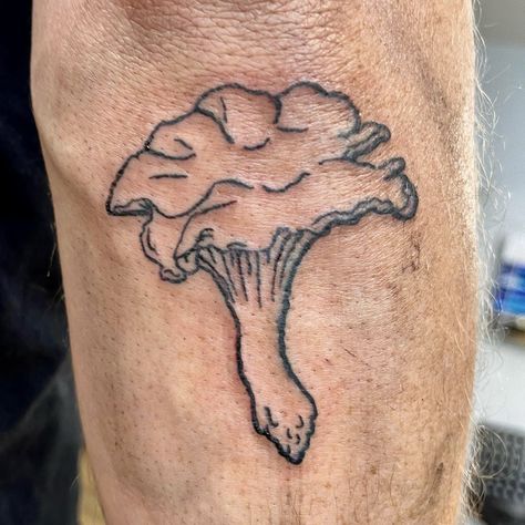 Chanterelle Mushroom Tattoo Lion's Mane Mushroom Tattoo, Chanterelle Tattoo, Mushroom Chanterelle, Tattoo Number, Mushroom Tattoo, California Tattoo, Mushroom Tattoos, Lions Mane Mushroom, Instagram Tattoo