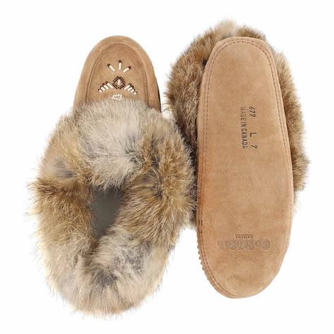 Fur Slippers, Cozy Feeling, Womens Size Chart, Boots For Women, Rabbit Fur, Boots Shoes, Fur Collars, Comfortable Fashion, Slide Slipper