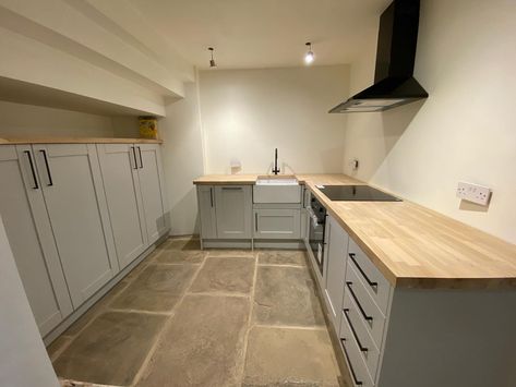 Cottage kitchen, shaker kitchen, minimalist design kitchen, oak worktop, grey kitchen, small kitchen Kitchen Minimalist Design, Kitchen Oak, Kitchen Minimalist, Oak Worktop, Kitchen Shaker, Cottage Renovation, New Property, Shaker Kitchen, Grey Kitchen