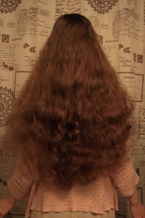 Brushed Out Curls, Fluffy Curls, Puffy Hair, Poofy Hair, Curly Hair Brush, Frizzy Curly Hair, Fantasy Hair, Hair Advice, Short Hair Tutorial