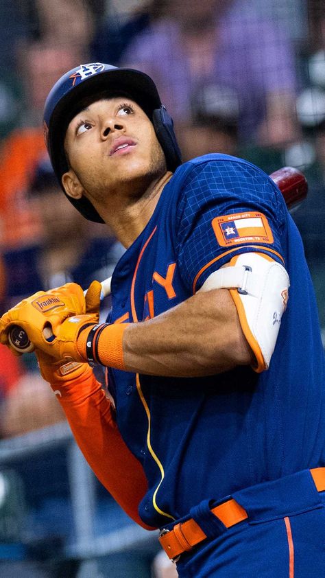 Jeremy Pena, Golf Fashion Men, Baseball Backgrounds, Hot Baseball Players, Baseball Wallpaper, Mlb Wallpaper, Astros Baseball, Oversized Clothes, Free Backgrounds